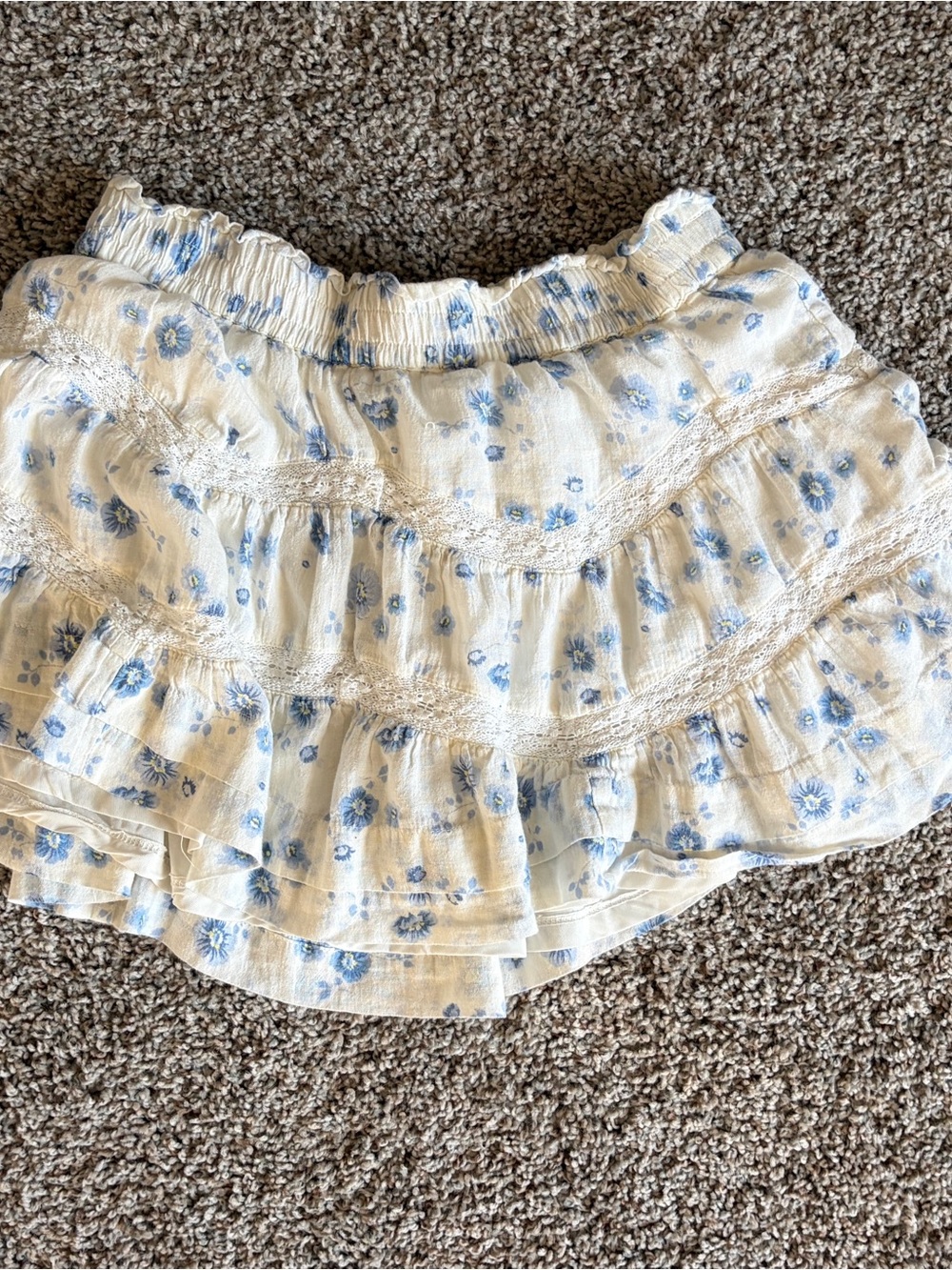Aeropostale White Ruffled Skirt with Blue Floral Print